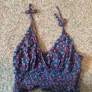 Tie-shoulder tank top